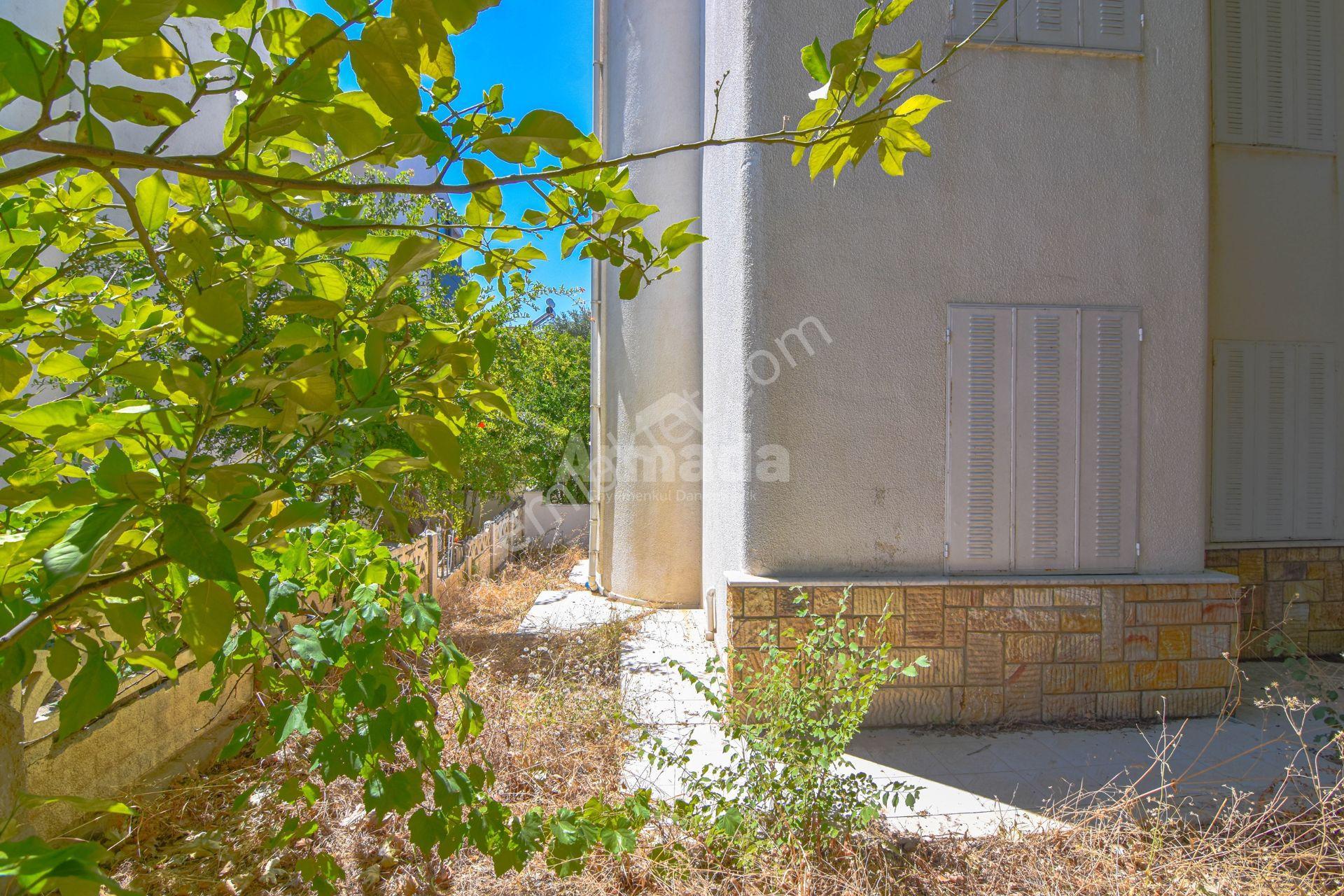 Kuşadası Soğucak Aşiyan Sitesi'nde Full Deniz Manzaralı Villa - Görsel 32