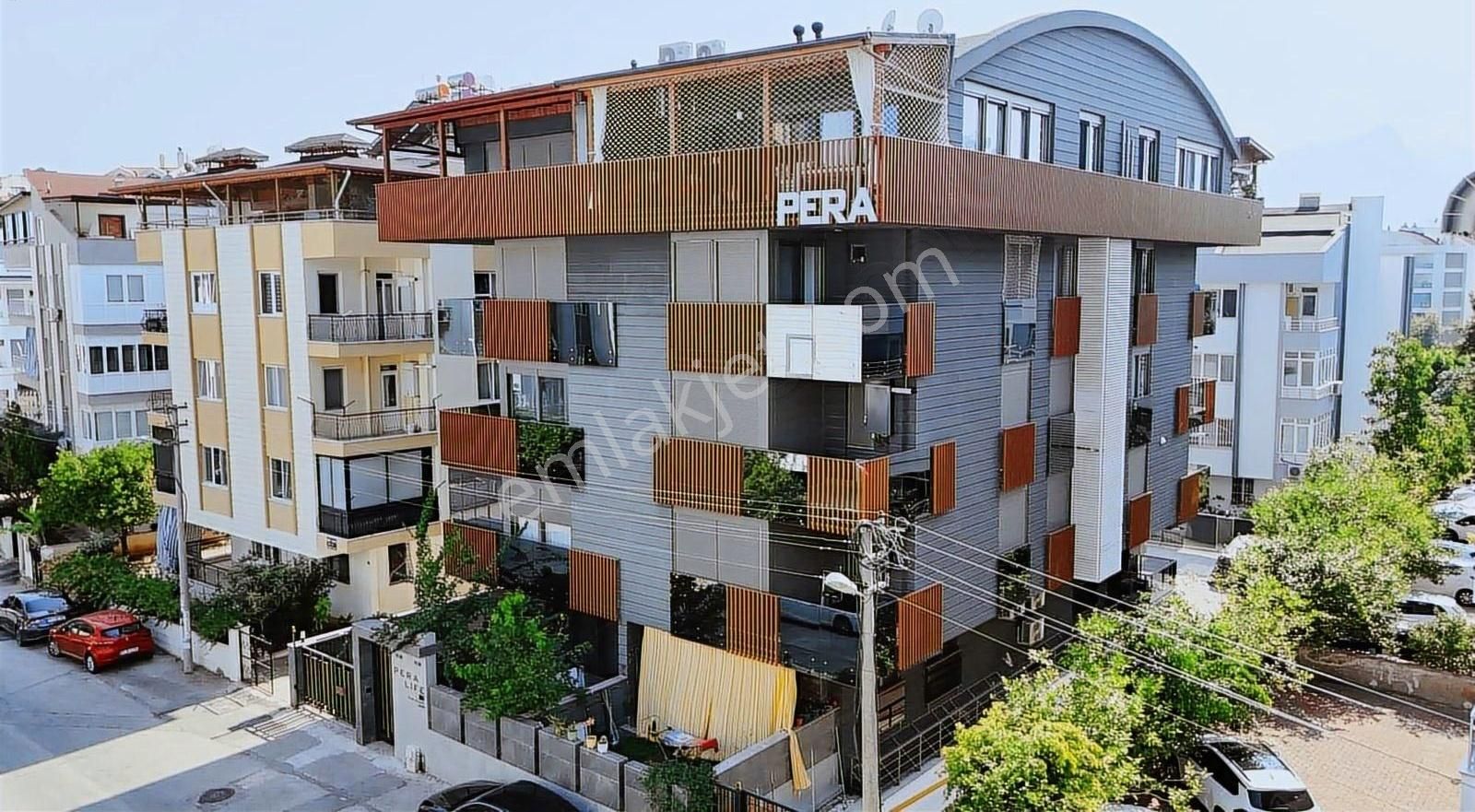 Pera Life'da 4+1 Ultra Lüks Geniş Satılık Dubleks Daire