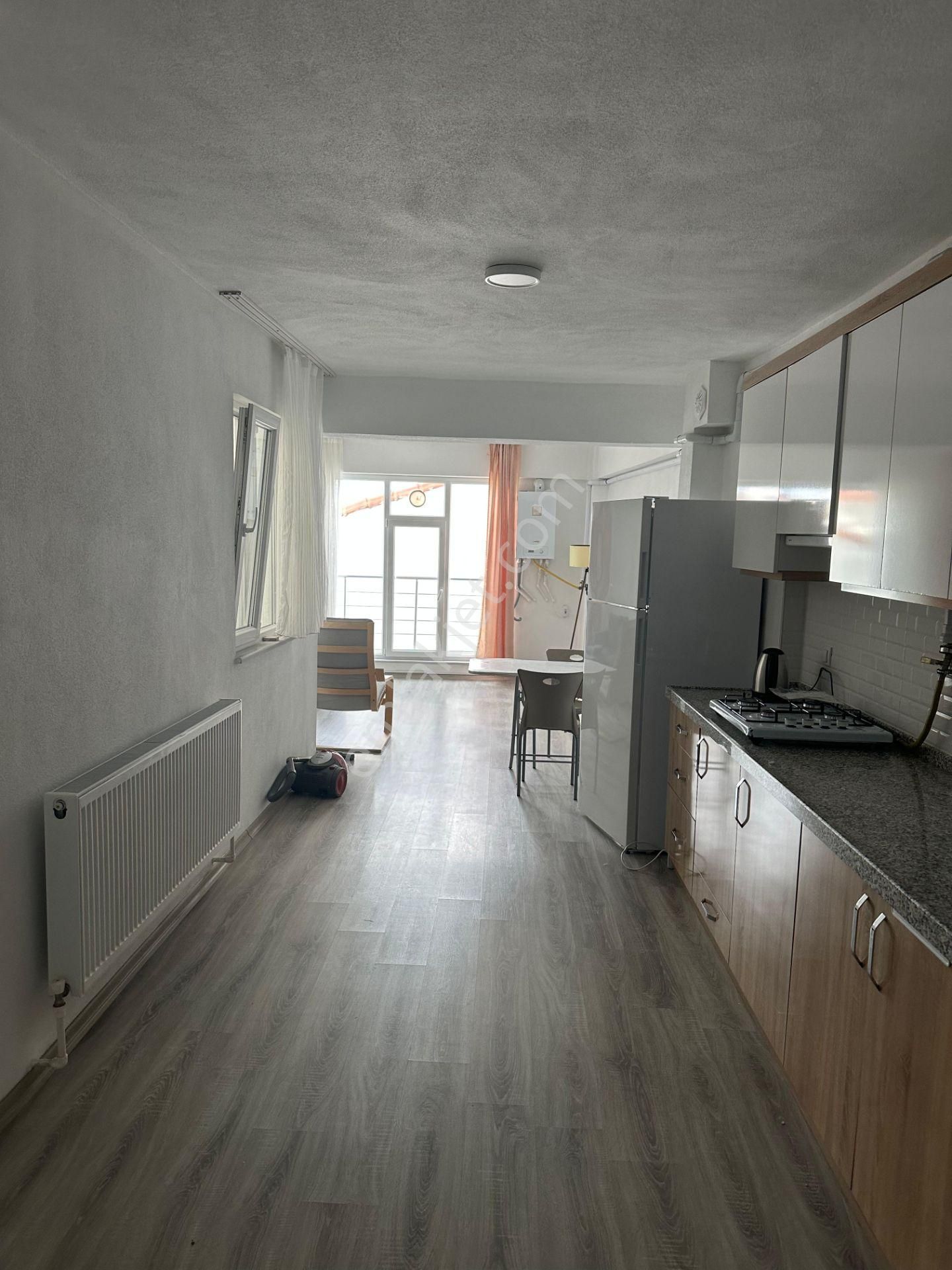 Çanakkale Biga Merkez İstiklal Caddesi Eşyalı Dubleks Kiralık Daire
