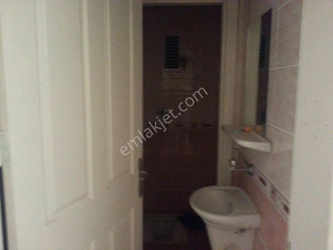 Turgutlu Satılık Şehitler Mah 130m2 6. Kat 3+1 Oda Asansörlü Doğalgazlı Otoparklı Daire - Görsel 12