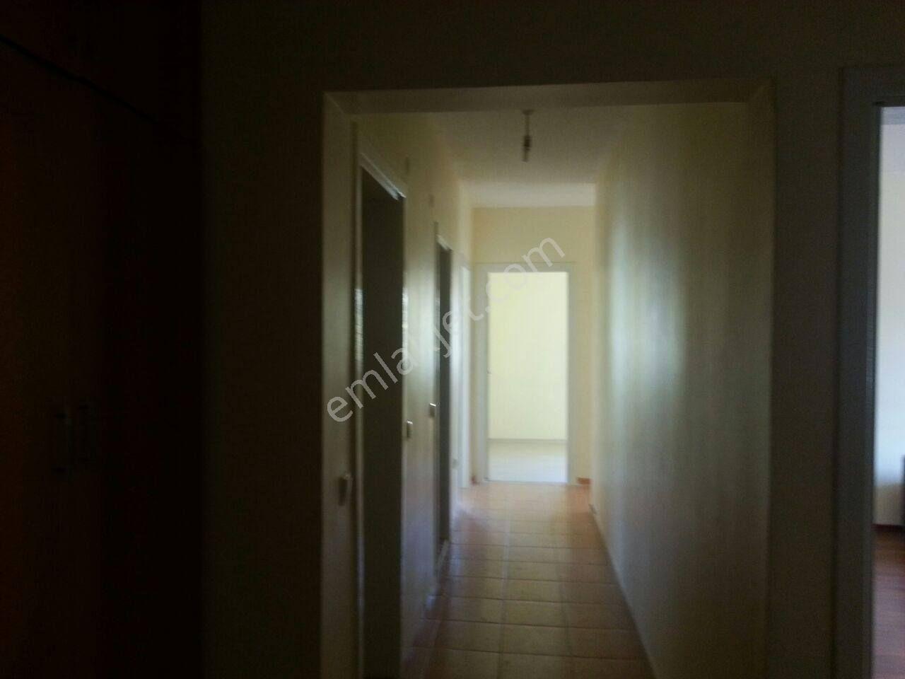 Turgutlu Satılık Şehitler Mah 130m2 6. Kat 3+1 Oda Asansörlü Doğalgazlı Otoparklı Daire - Görsel 5