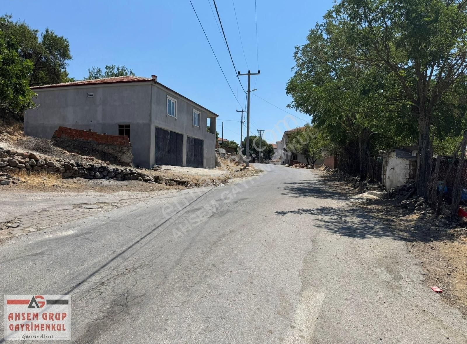Ayvalık Merkezine Yakın Mükemmel Konum ! 190 M2 Satılık Fırsat !
