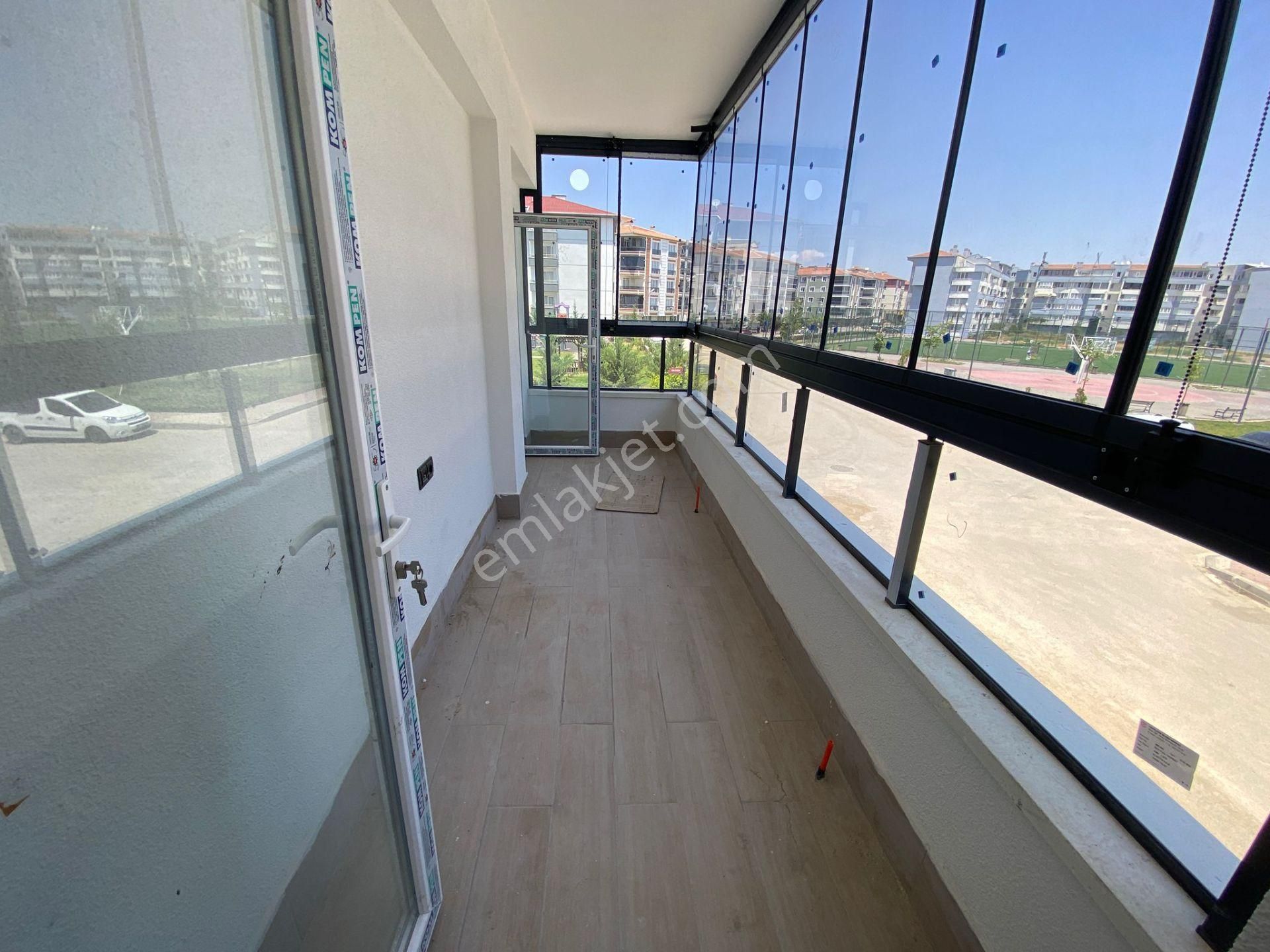 Yenikent Mustafa Kemal Mah 3+1 Full+full Yapılı Bağımsız Ara Kat Satılık Daire - Görsel 34