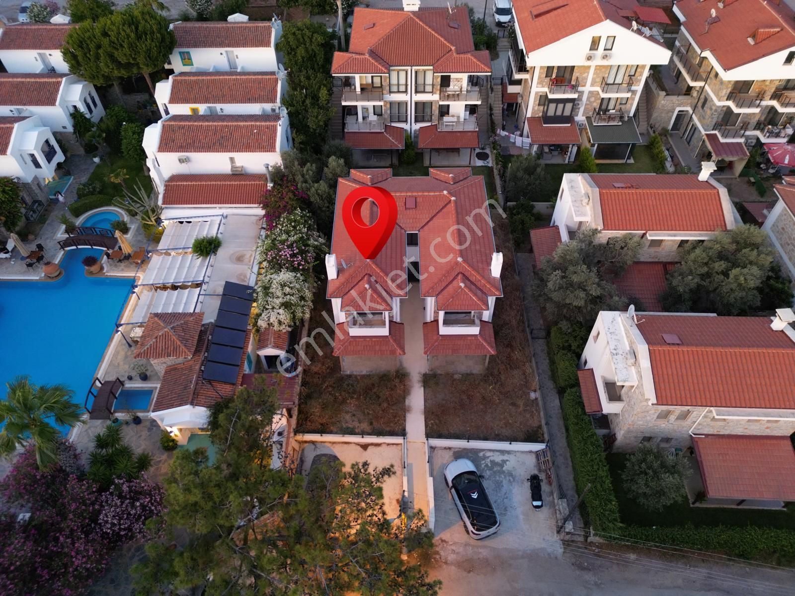 Startkey Pelit Merkez'e Çok Yakın Bahçeli 1+1 Daire
