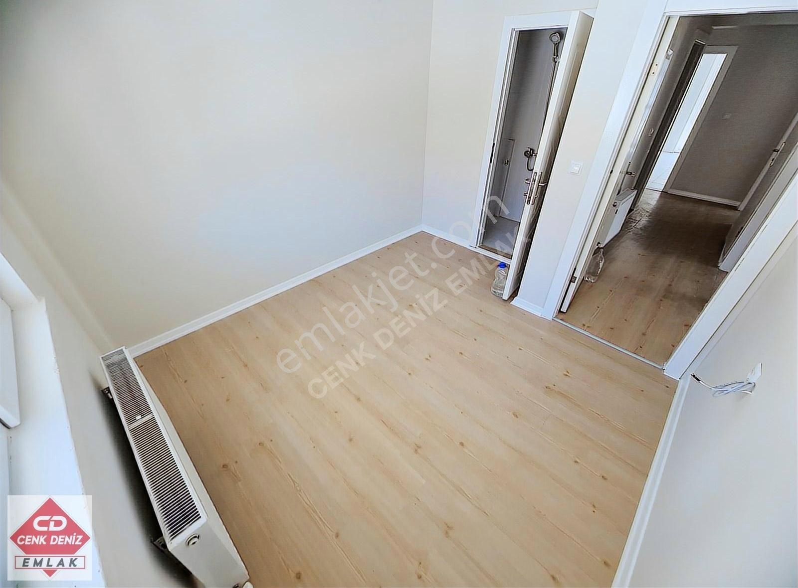 Ayvalı'da Asansörlü Yeni 3.kat 2-balkon / 2-banyolu Ön Cephe 3+1
