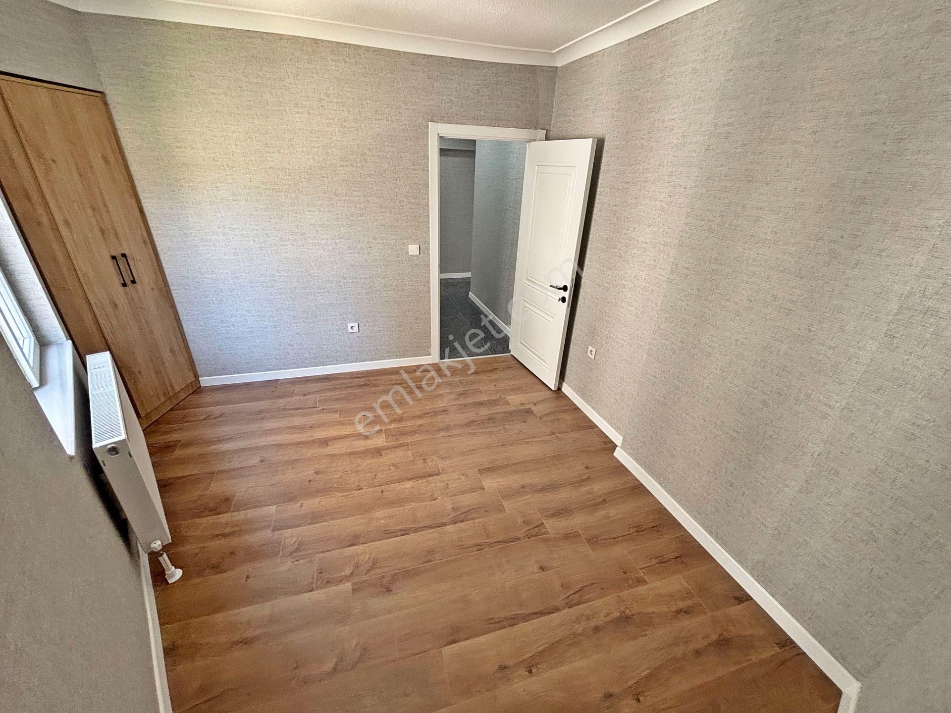 3+1 Merkezi Konumda Bağımsız Salon 1. Kat Ebeveyn Banyolu Daire! - Görsel 32