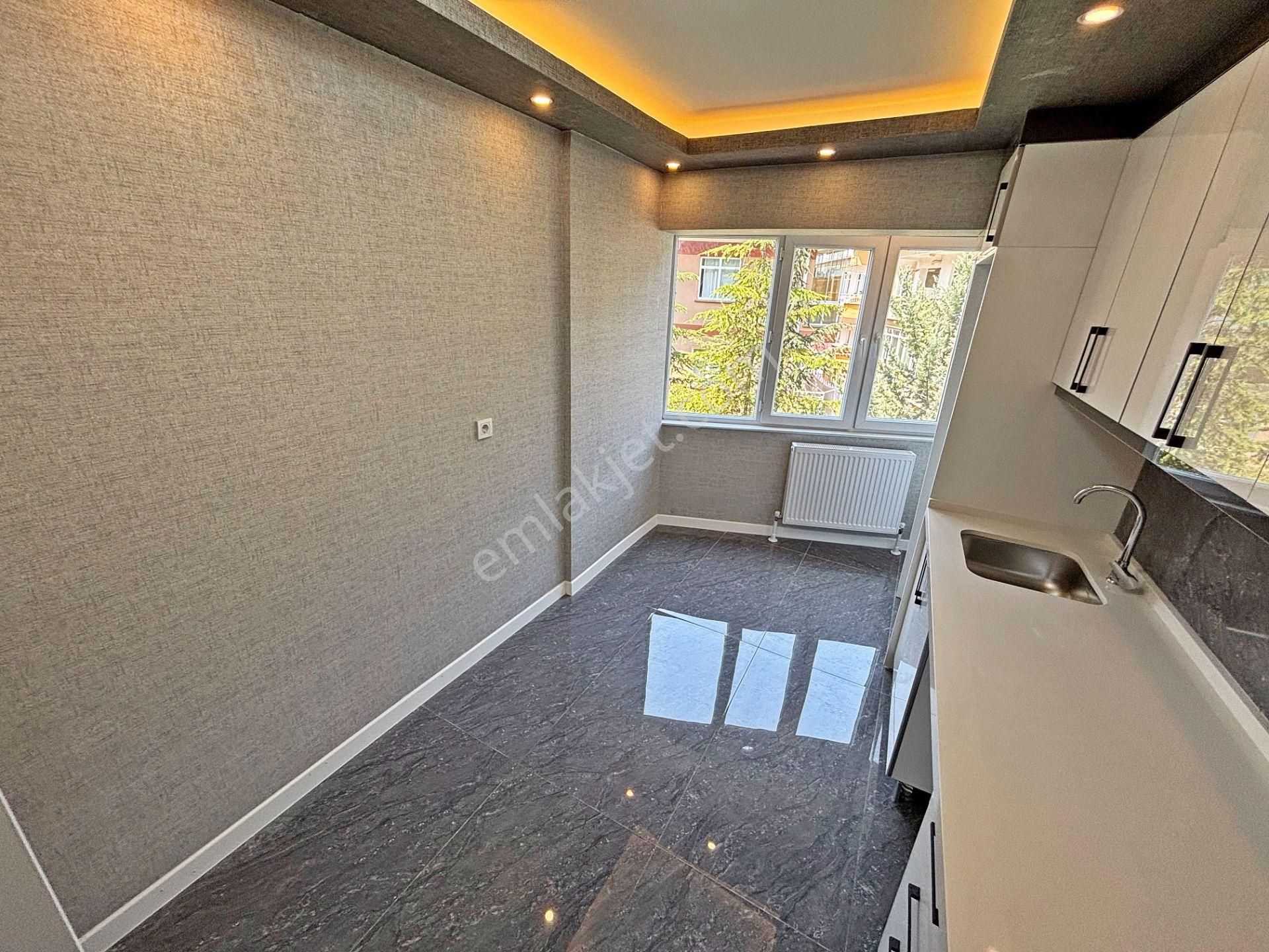 3+1 Merkezi Konumda Bağımsız Salon 1. Kat Ebeveyn Banyolu Daire! - Görsel 5