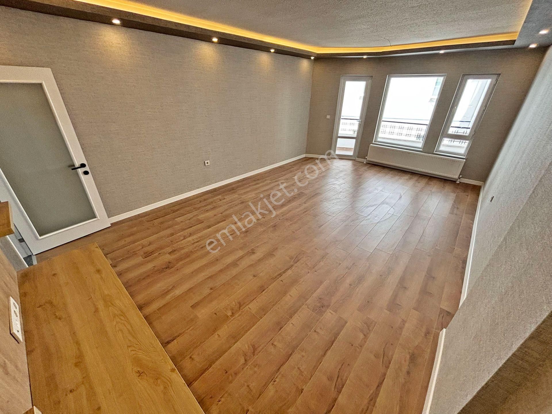 3+1 Merkezi Konumda Bağımsız Salon 1. Kat Ebeveyn Banyolu Daire! - Görsel 12