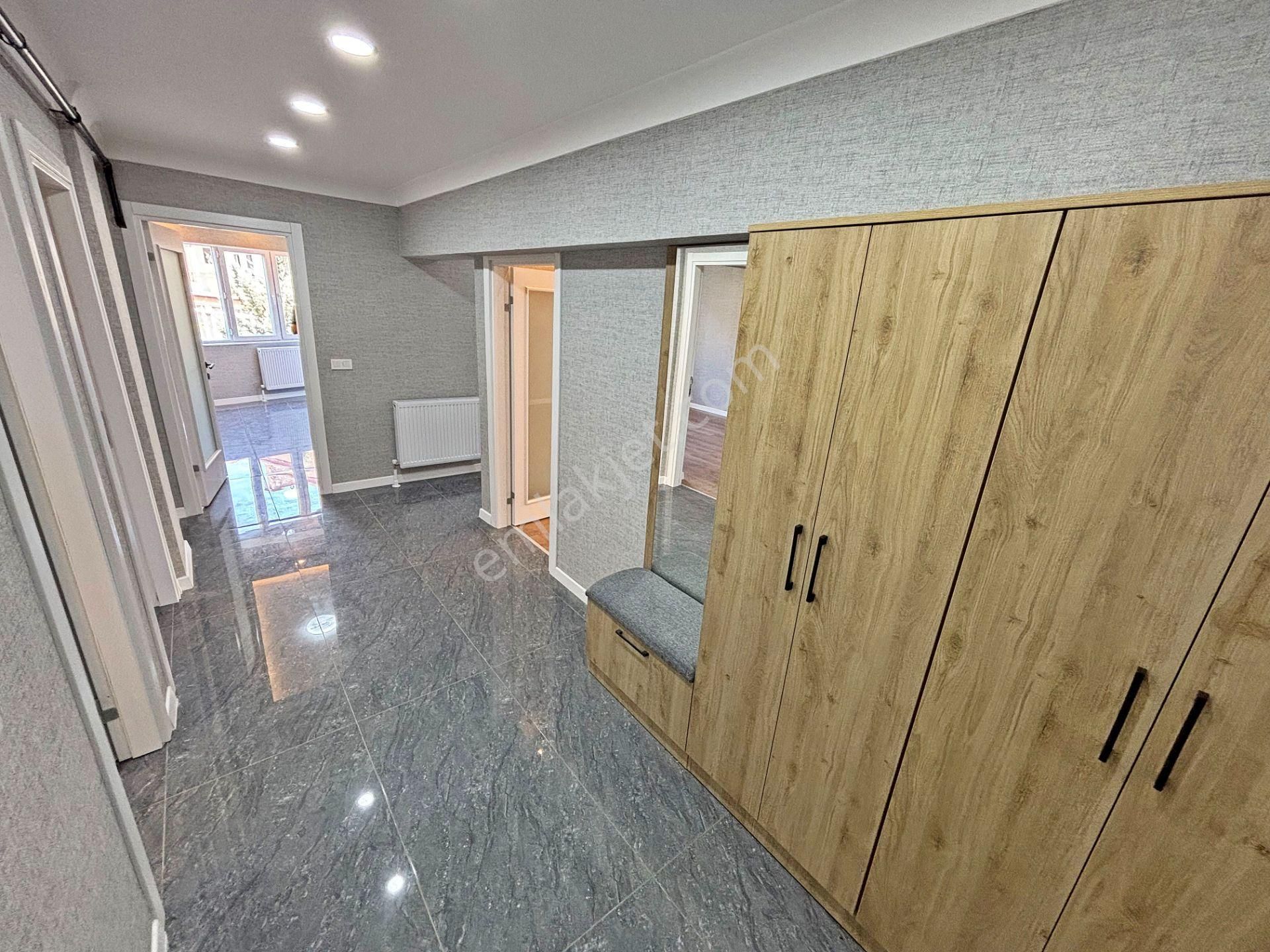 3+1 Merkezi Konumda Bağımsız Salon 1. Kat Ebeveyn Banyolu Daire! - Görsel 10