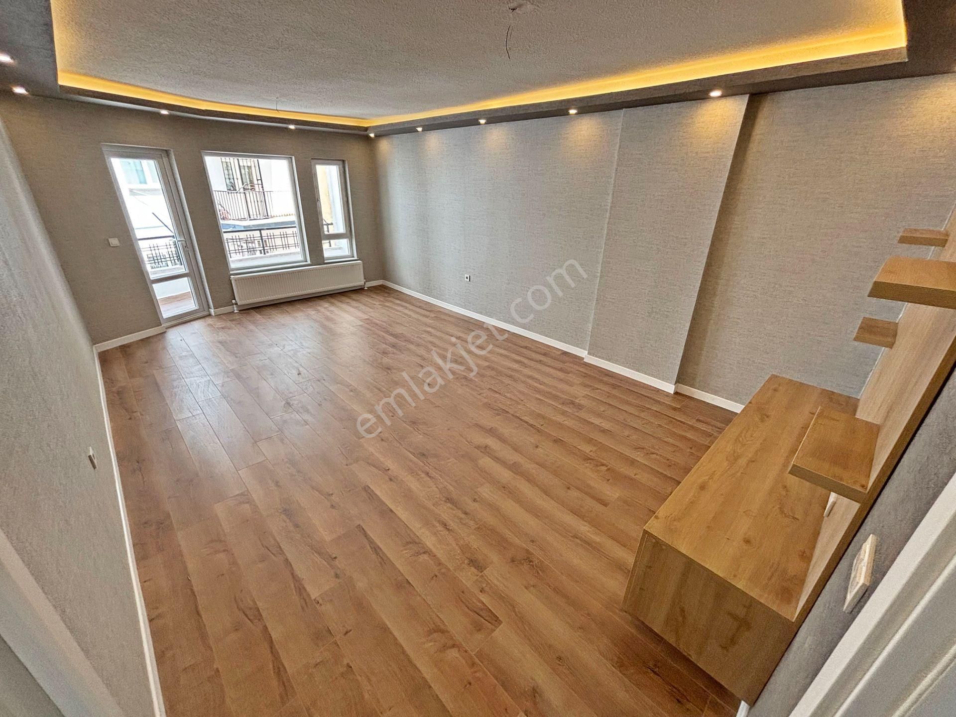 3+1 Merkezi Konumda Bağımsız Salon 1. Kat Ebeveyn Banyolu Daire! - Görsel 11