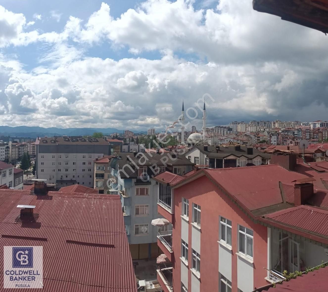 Şahincili'de Satılık 4+1 Dubleks Daire Merkezi Konumda