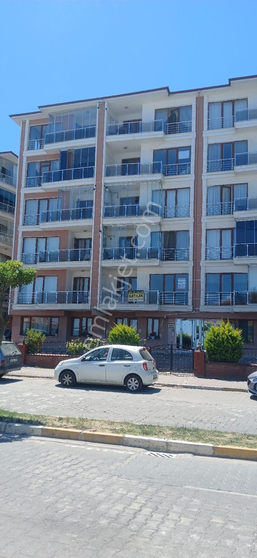 Boyranaltı Cunürye Mahallesi Nde Sahilde Satılık Daire