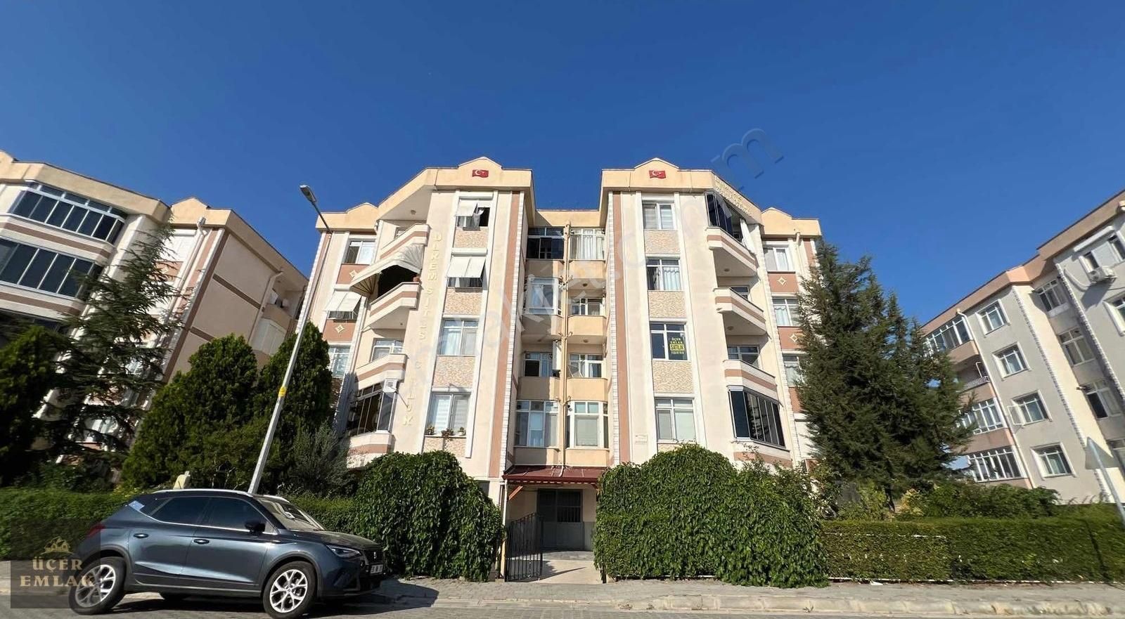Üçer Emlaktan Babaeski Atatürk Mh Ülkem Sit. 3+1 Ara Kat Sat Dai