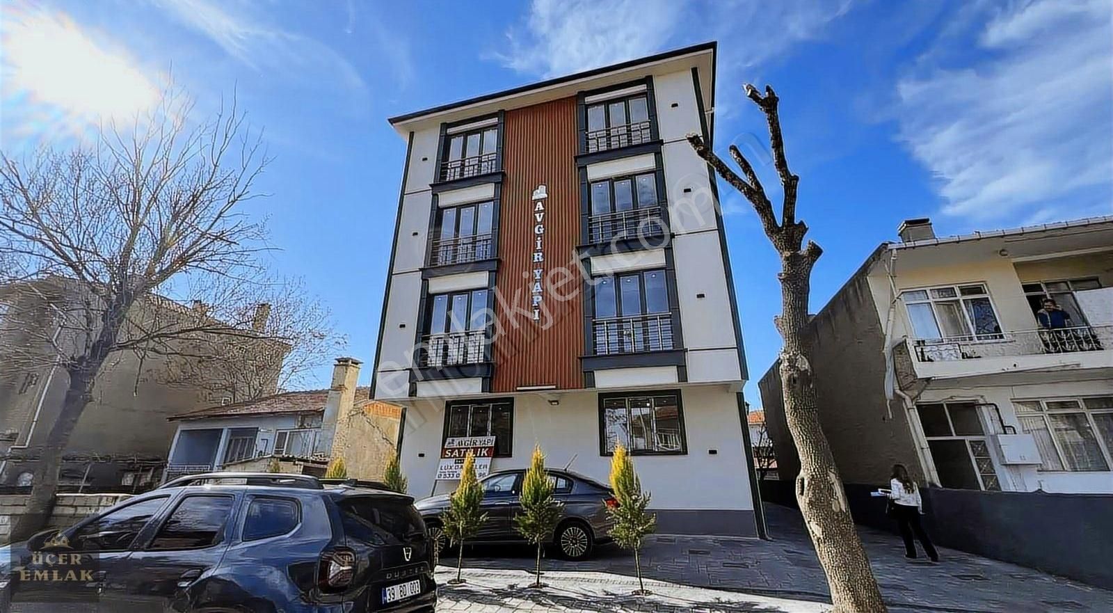 Üçer Emlak'tan Gazi Kemal Mahallesinde Satılık 2+1 Daire