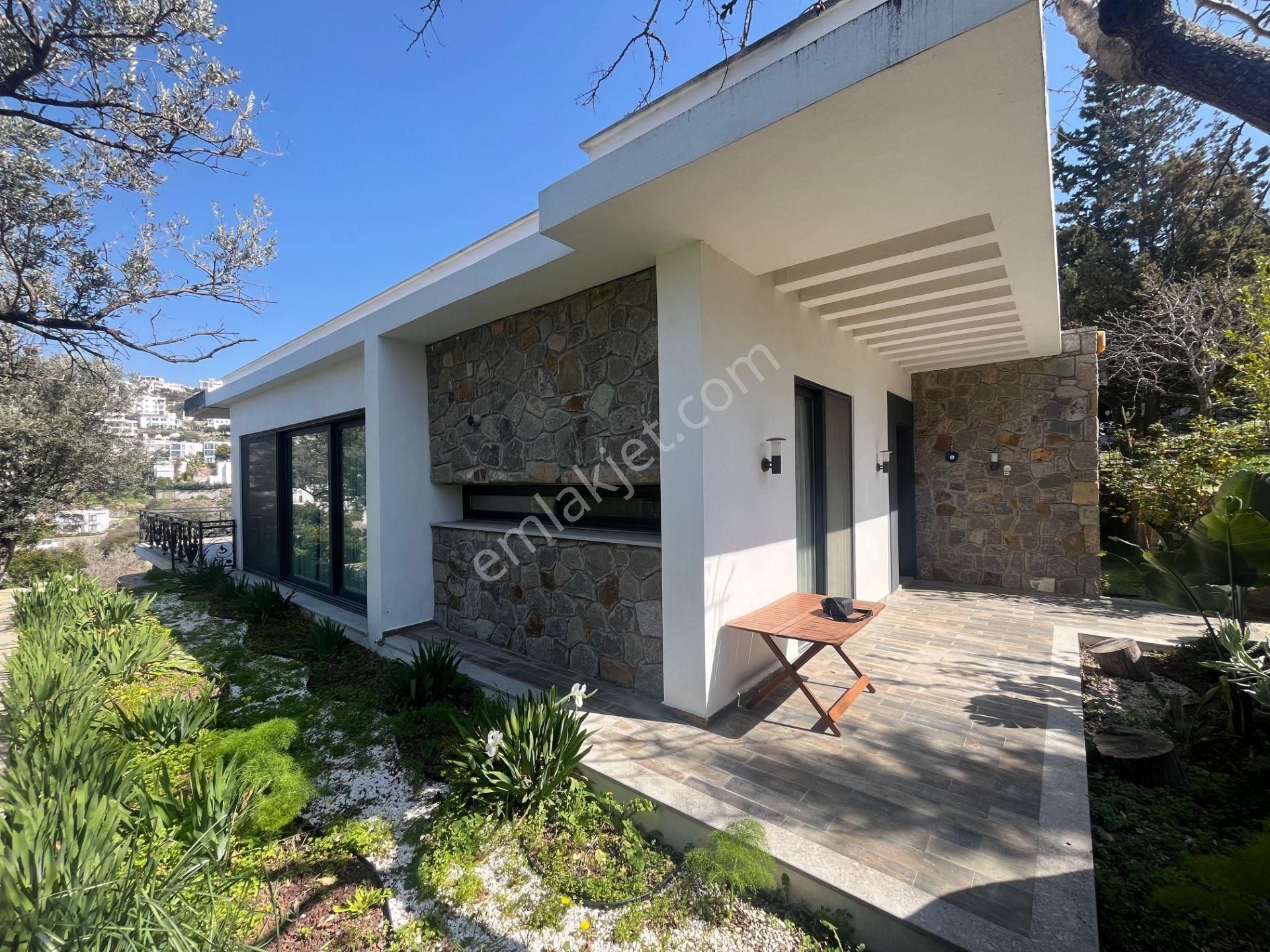 Bodrum Yalıkavak'ta Deniz Manzaralı Satılık 3+1 Villa - Görsel 7
