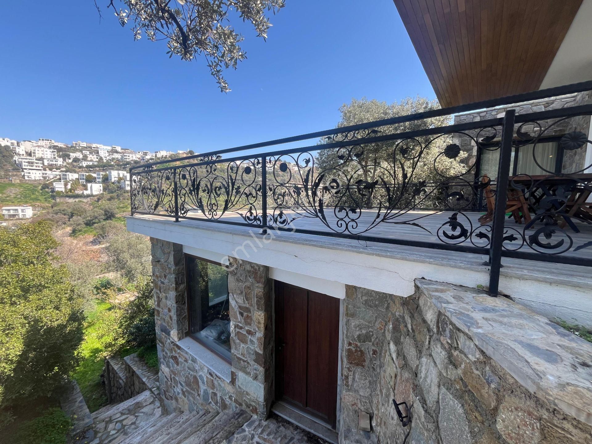 Bodrum Yalıkavak'ta Deniz Manzaralı Satılık 3+1 Villa - Görsel 16