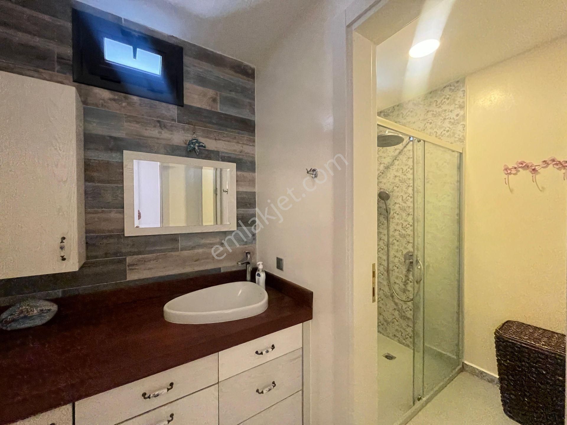 Bodrum Yalıkavak'ta Deniz Manzaralı Satılık 3+1 Villa - Görsel 31