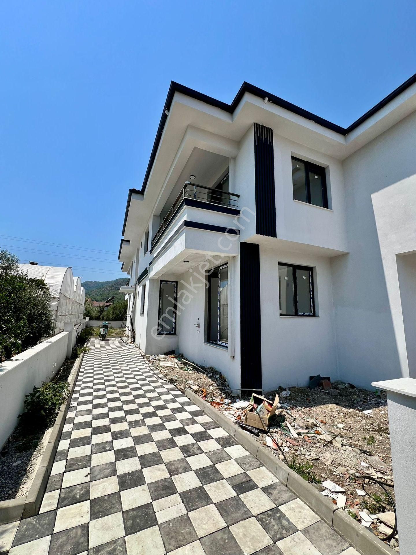Ortaca Karaburun Da Yüksek Giriş 1+1 Daire Kiralık