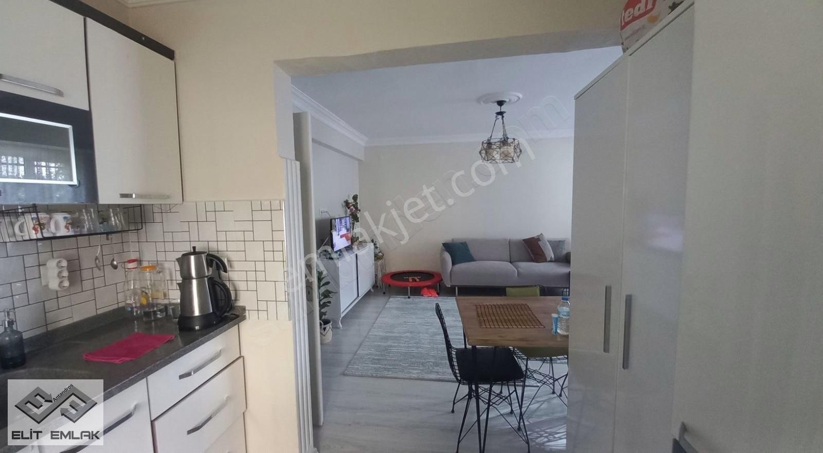 Altınoluk Merkezde Bahçe Katı Satılık Daire - Görsel 26