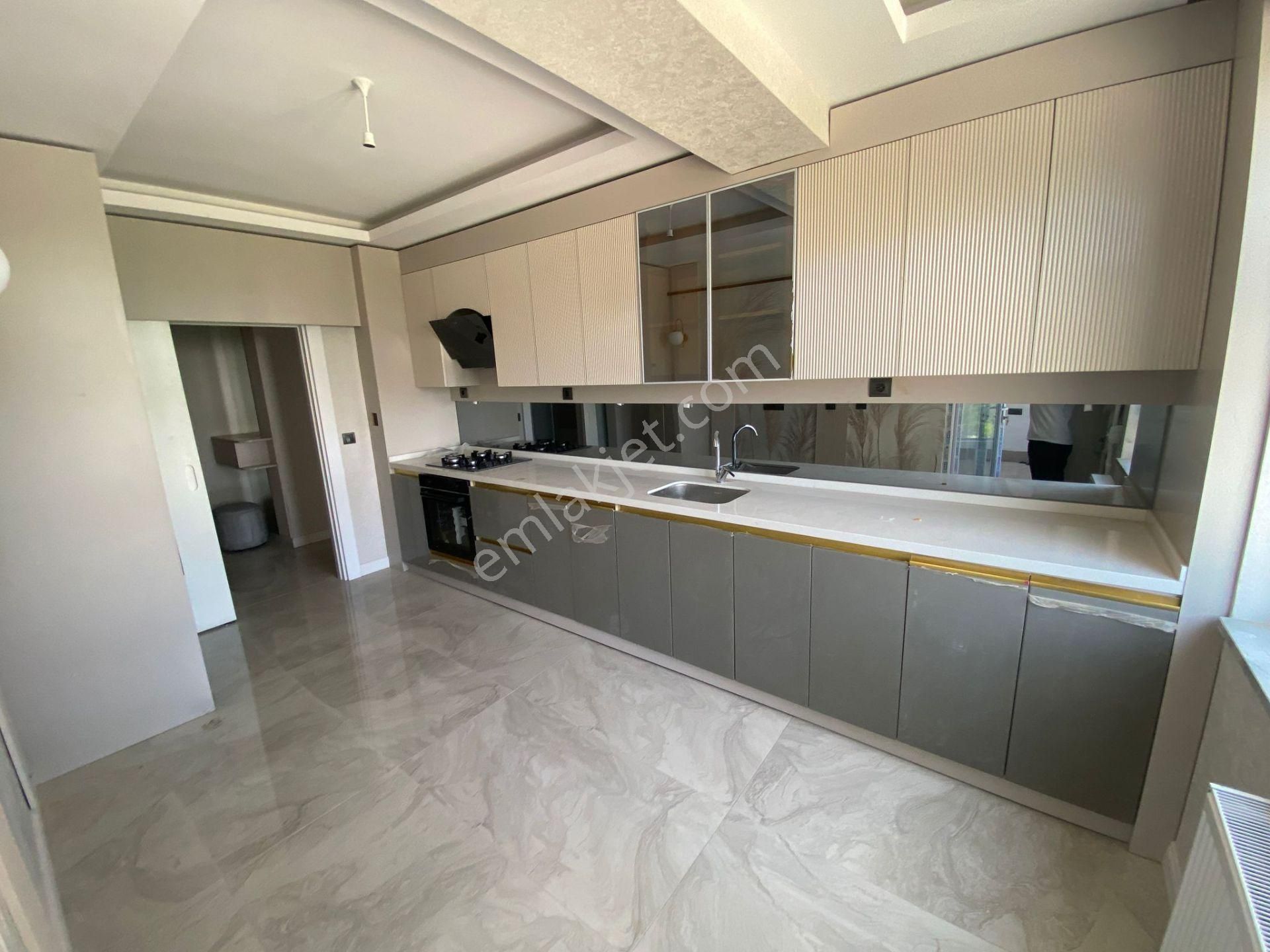 Yenikent Mustafa Kemal Mah 2+1 Full Yapılı Bağımsız Ebeveyn Banyolu Satılık Daire - Görsel 4