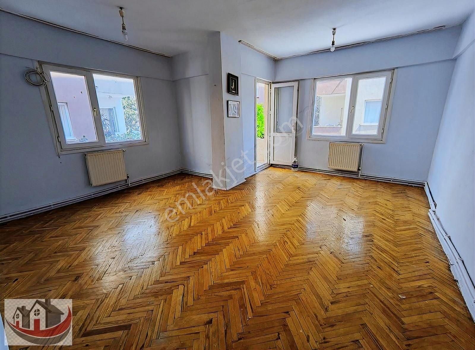 Güneyden Öz İş Sitesinde 3+1.120.m2 Kiralık Daire