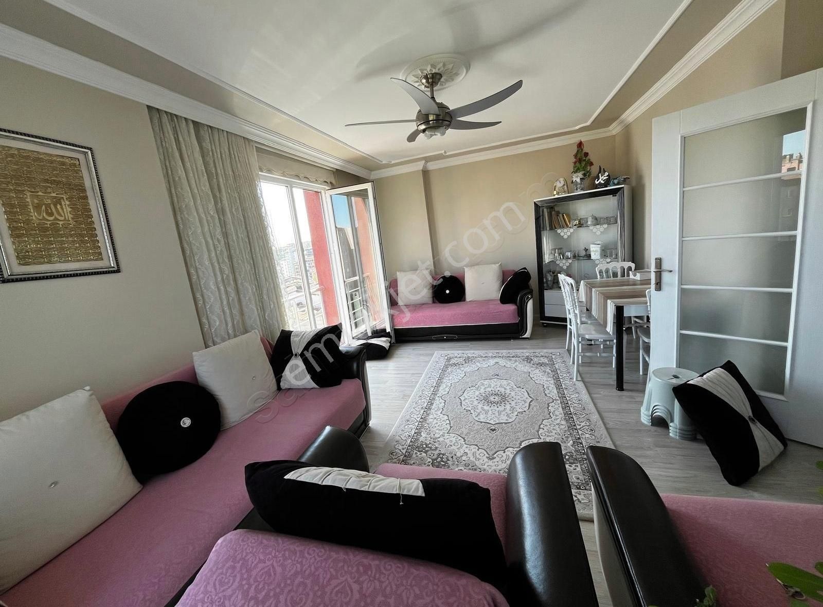 Sülüntepe Mahallesinde Satılık 2+1 Daire
