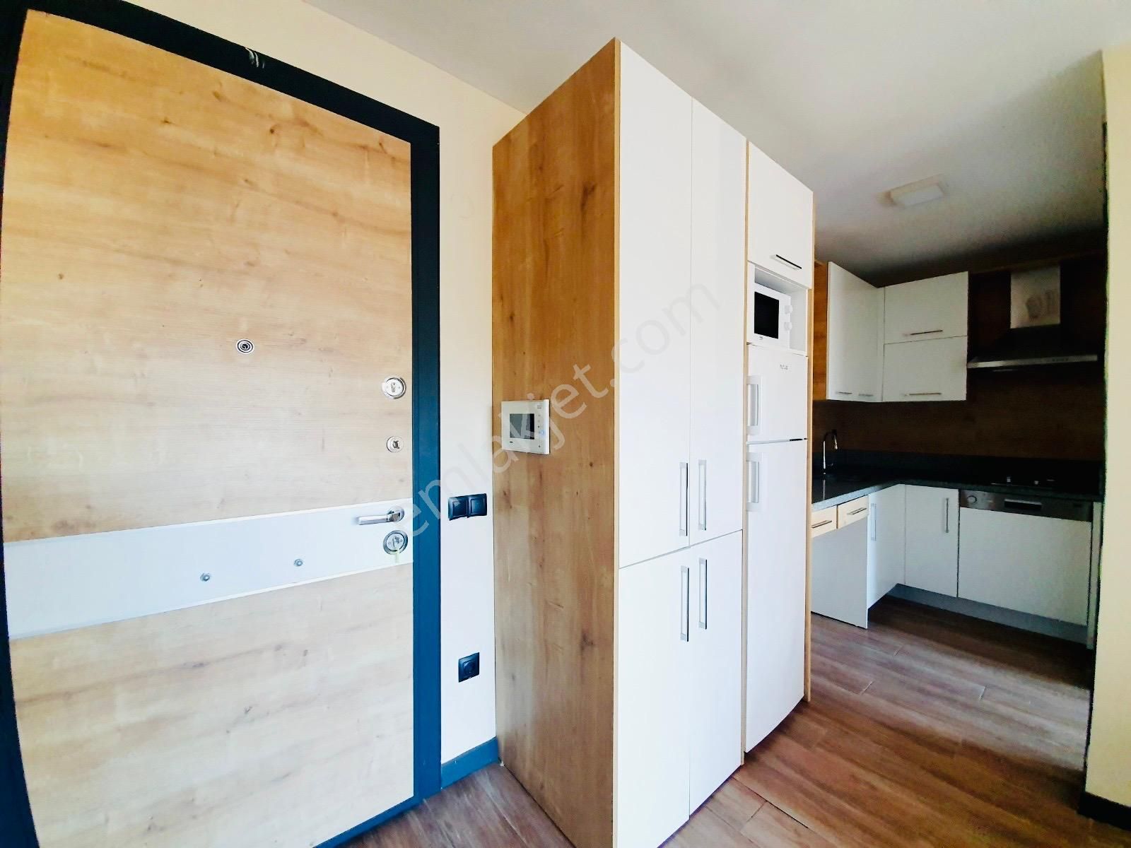 Yalçın Emlak'tan Havuzlu Sitede 2+1 Lüx Eşyalı Satılık Daire - Görsel 19