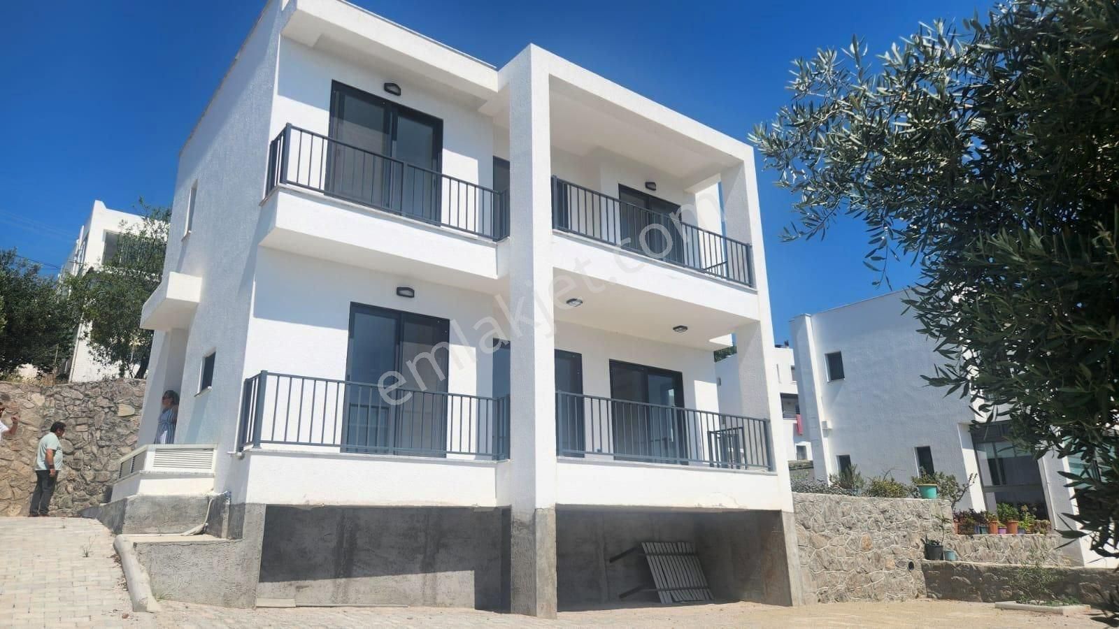 Yalıkavak Deniz Manzaralı Kiralık 5+1 Villa