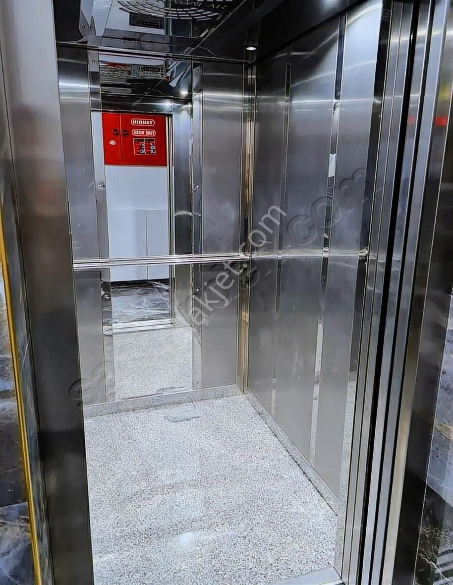 Finans Merkezine Yakın Butik Site İçerisinde 9.kat Daire - Görsel 5