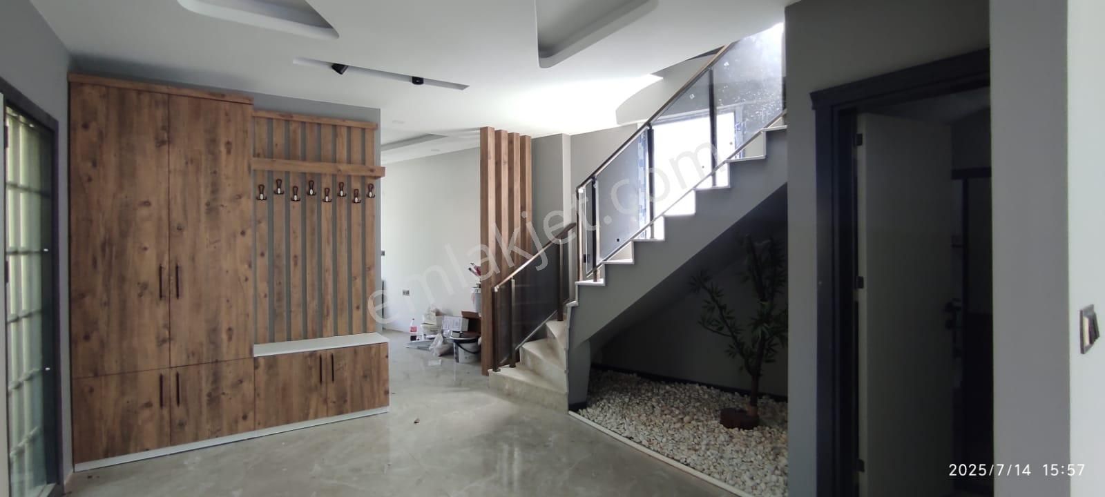 Soğucakta Lüx 4+1 Müstakil Tapulu Köşe Parsel Villa - Görsel 11