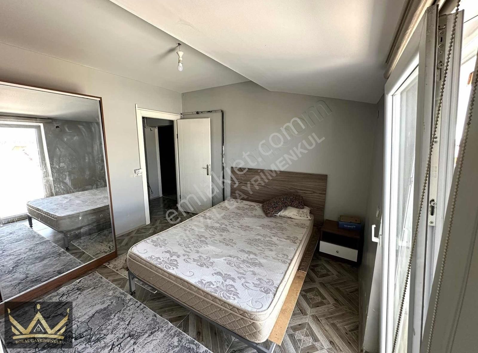 Royal Den G. Efendi Cadde Üzeri Eşyalı Kiralık 2+1 Teraslı