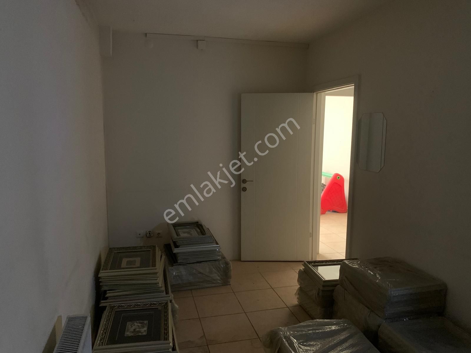 Ankara Akyurt Yıldırım Mah İşyeri Mağaza Showroom Kızık Caddesi Cumhuriyet Meydanına 500m - Görsel 38