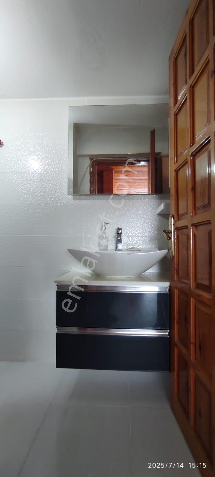 Kuşadası Merkezde Full Deniz Manzaralı 4+1 Veya 5+1 E Çevrilebilir Villa - Görsel 24