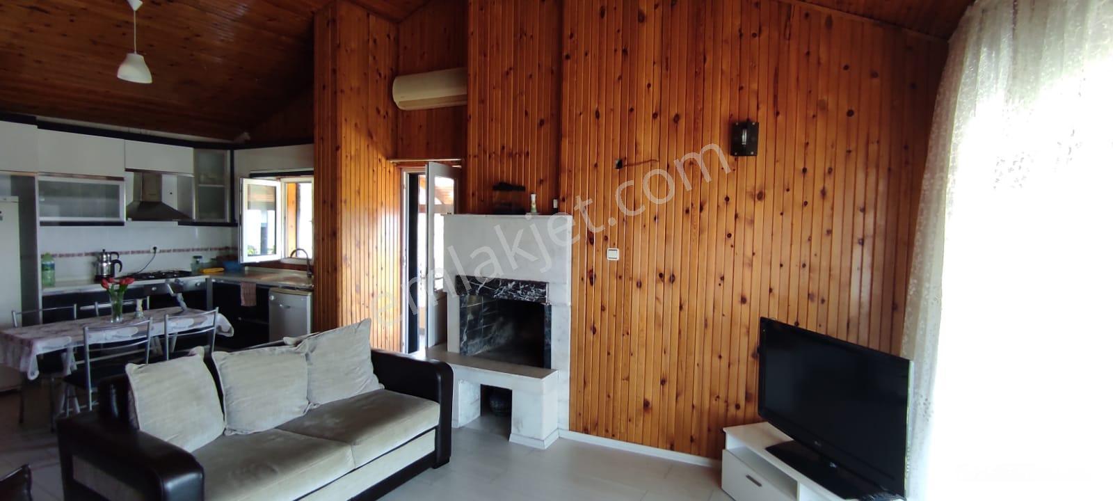Kuşadası Merkezde Full Deniz Manzaralı 4+1 Veya 5+1 E Çevrilebilir Villa - Görsel 18