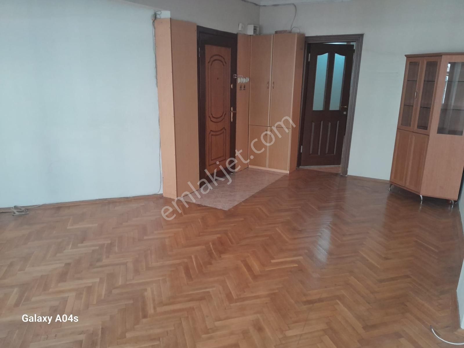 Fındıkzade Seyyid Ömer De Satılık 2+1 Kombili Daire