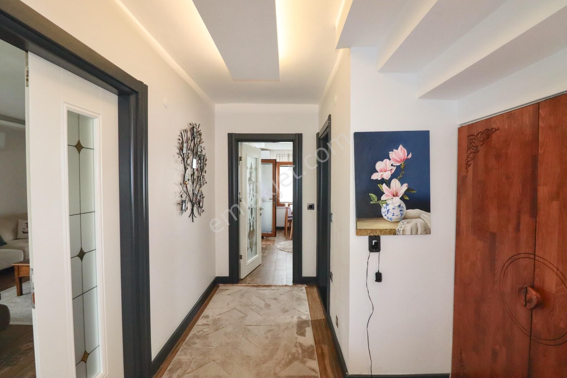 Güre'de Güvenlikli Site İçerisinde Satılık Tek Müstakil Villa - Görsel 22