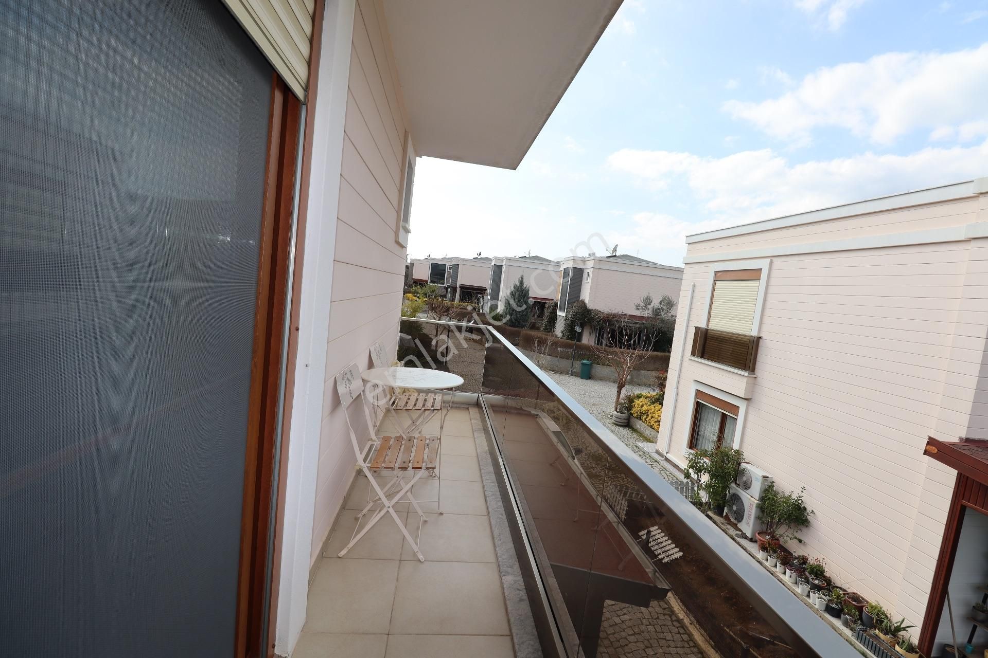 Güre'de Güvenlikli Site İçerisinde Satılık Tek Müstakil Villa - Görsel 28