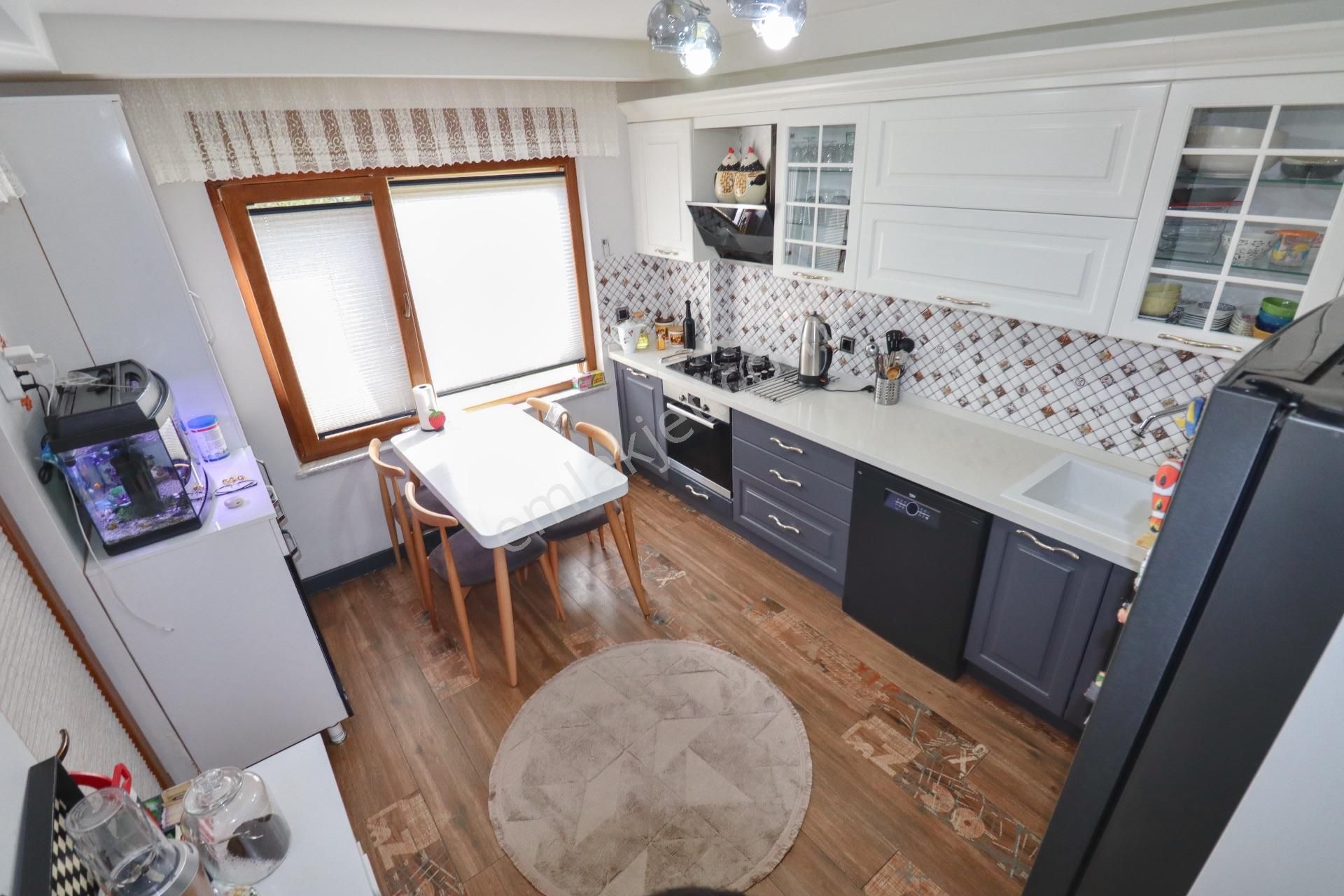 Güre'de Güvenlikli Site İçerisinde Satılık Tek Müstakil Villa - Görsel 18