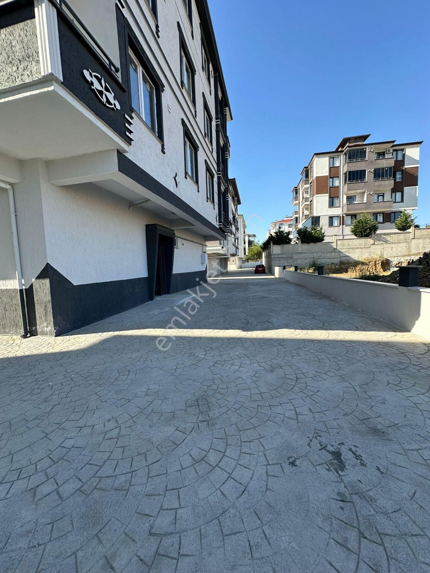 Şeyh Sinan Mahallesinde Ferah Ve Huzurlu 2+1 Satılık Daire - Görsel 7