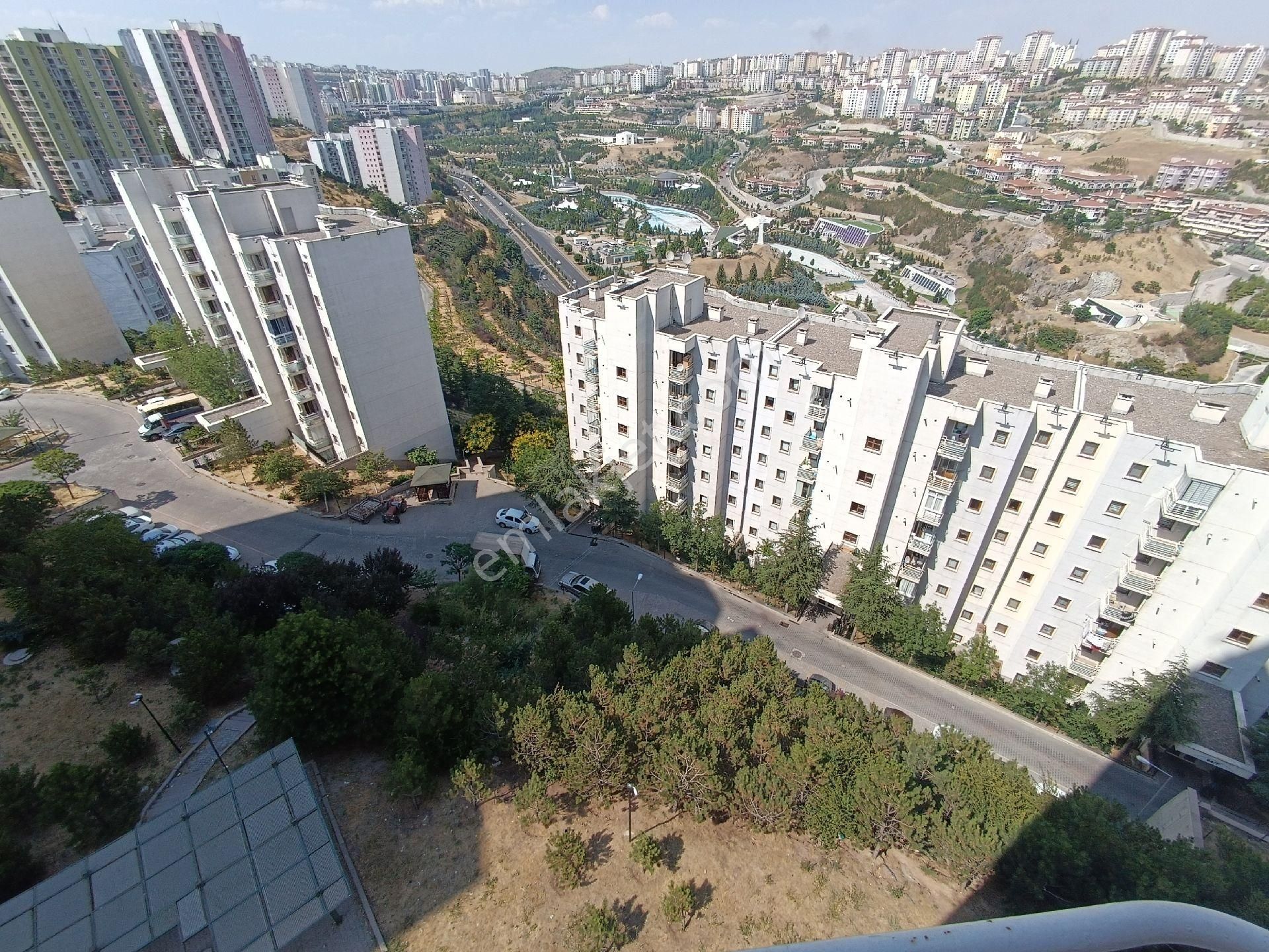 Satılık Vadi Manzaralı Daire Asansörlü