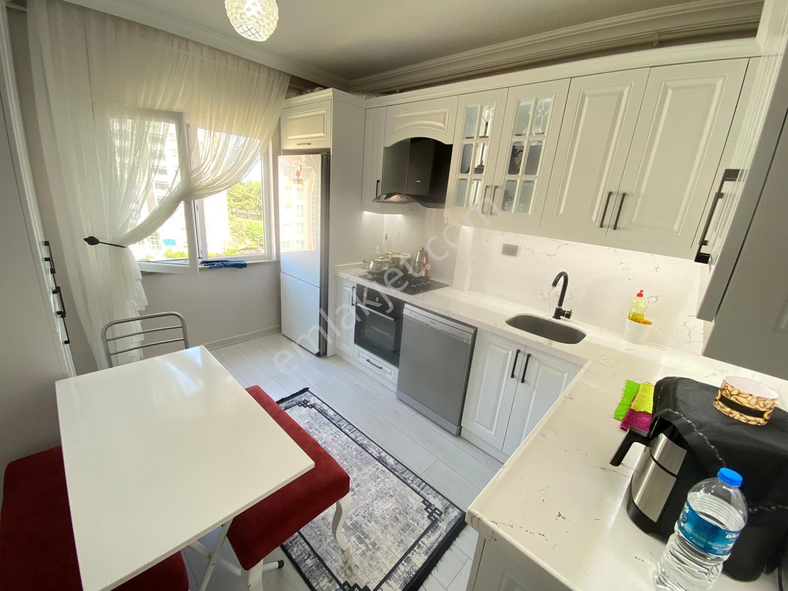 Doğan Emlak Group’tan İlkadım Kadıköy Mh.3+1 6.kat Ulugazi Site Bloklarında