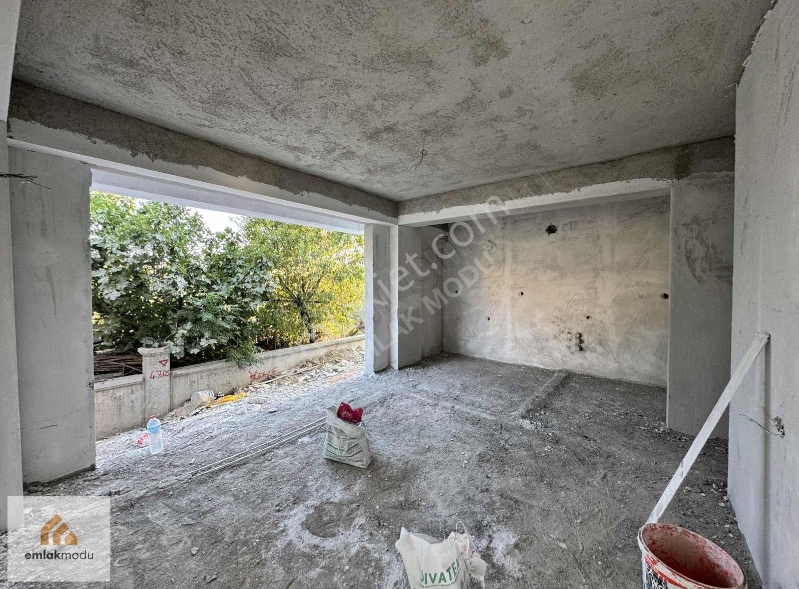 Emlakmodu'ndan Cami Mah.'de 1+1 Satılık Daire