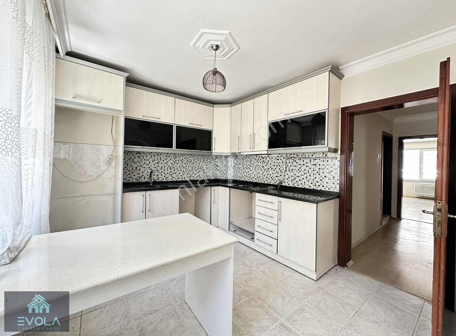 Evola Gayrimenkul'den Yunuseli'de 2. Kat Geniş 2+1 Kiralık Daire