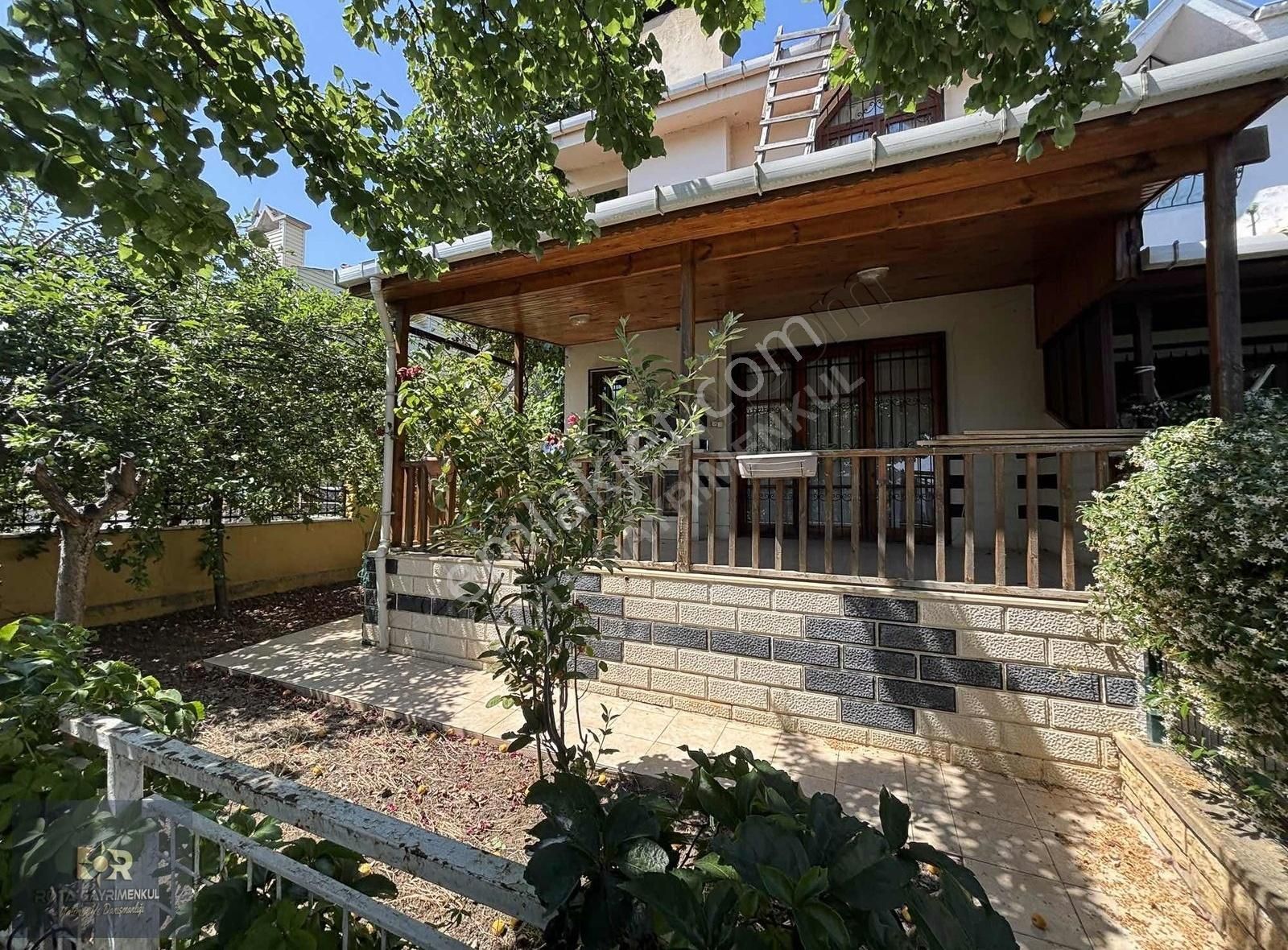 Semizkumlar Otman Ufuk Tatil Sitesinde Satılık 2+1 Müstakil Ev