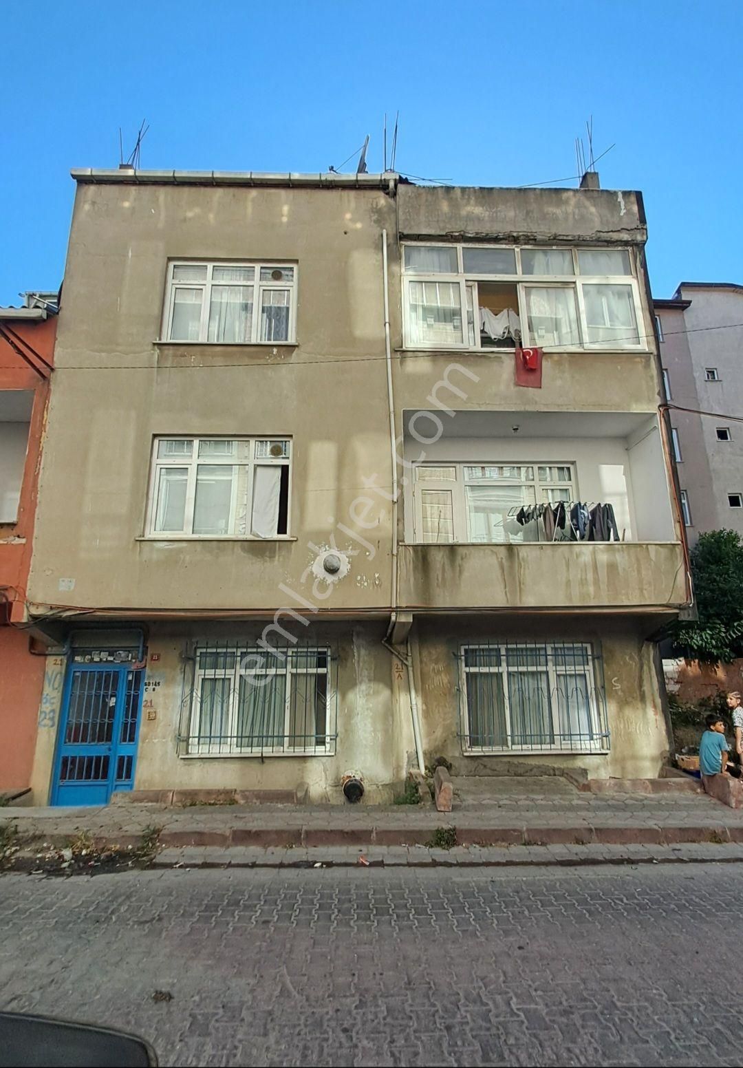 Rise Emlâk Tan Satılık 106 M2 4 Katlı Bina - Görsel 3