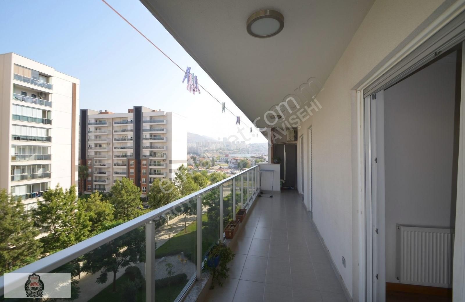 Mavişehir Modern-3'te Eşyalı Kiralık 2+1 Daire