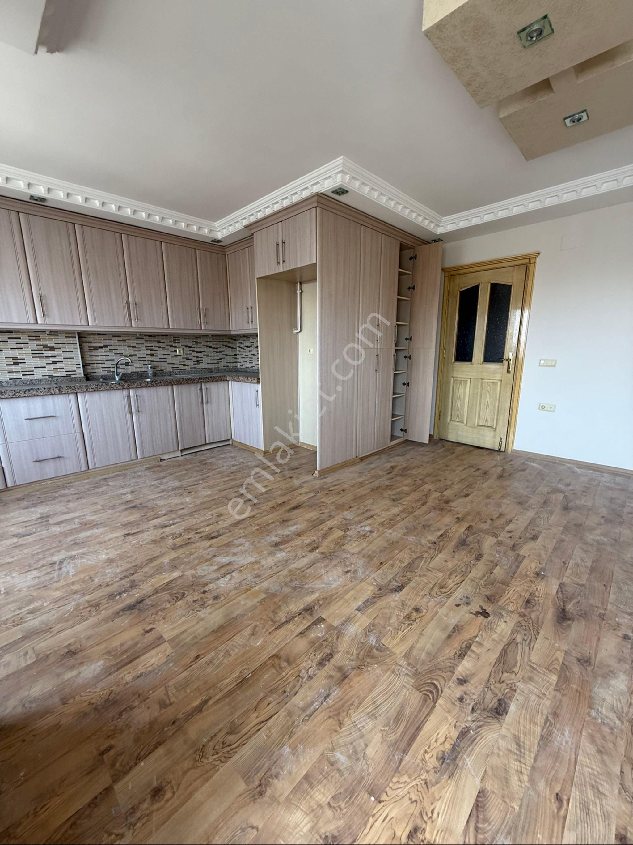 Türkmenbaşı Bulvarında Muhteşem 4+1 - Görsel 3