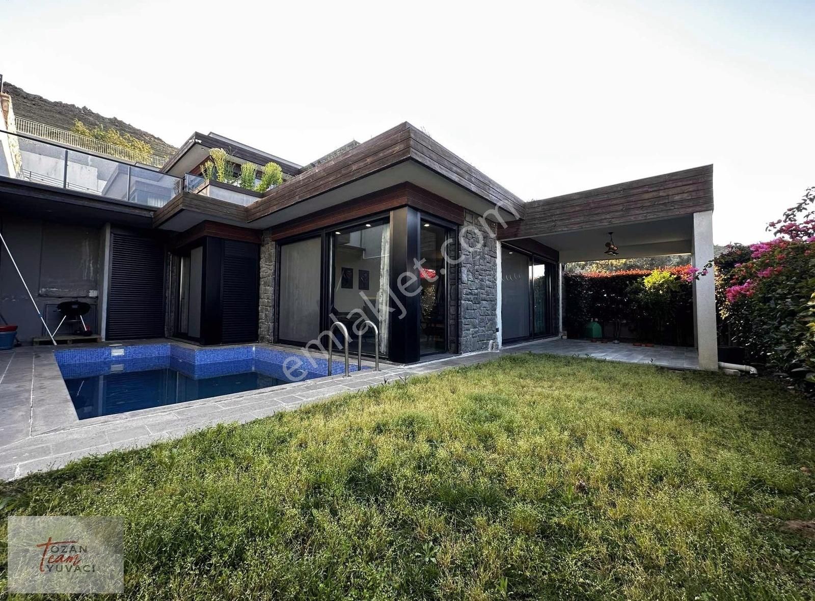 Bodrum'un En Güzel Koyu Bağla'da, Denize 150-mt. Kiralık Villa