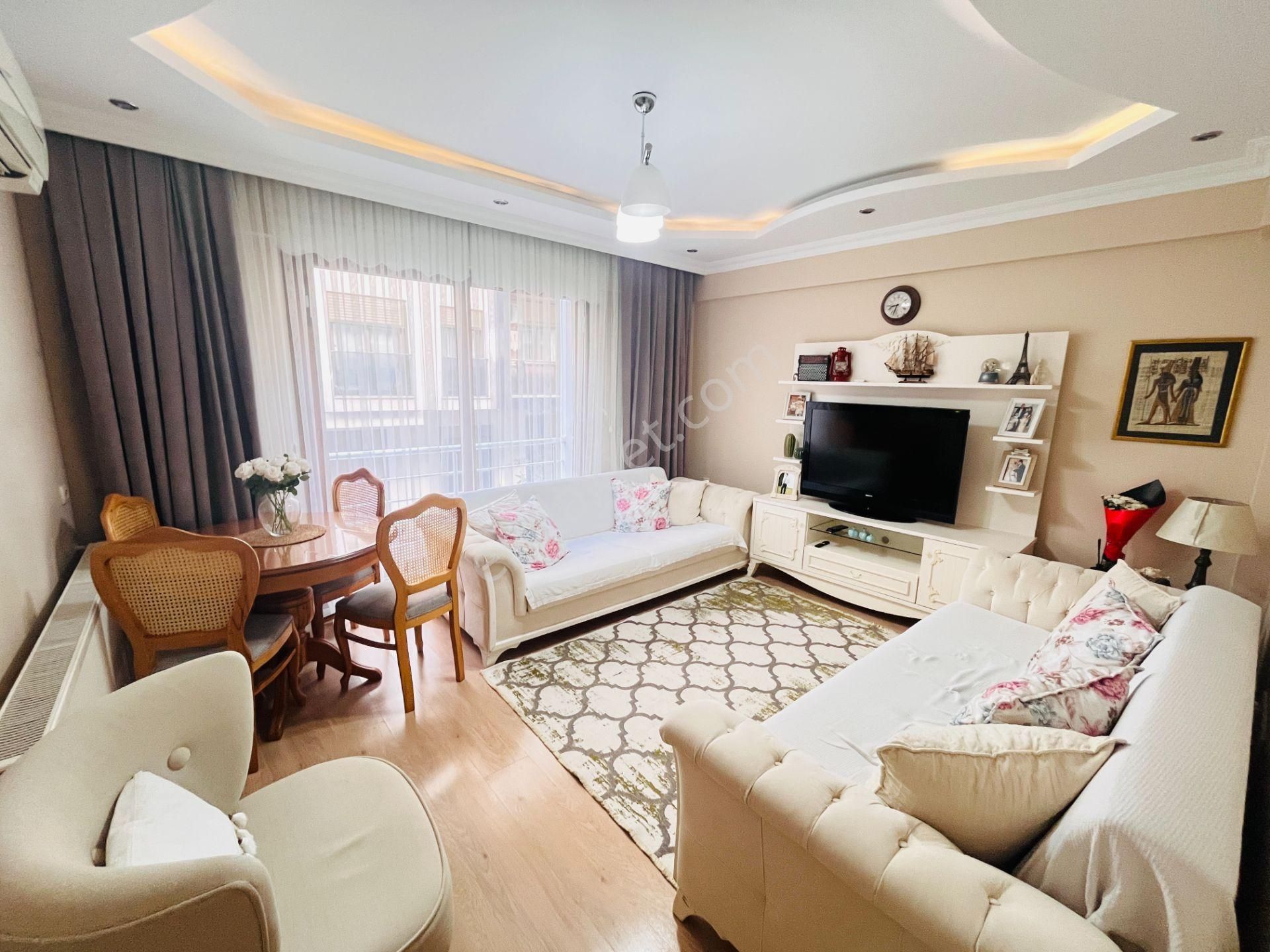 Şemikler İzban Yakını,bakımlı,ebeveyn Banyolu Satılık 2+1 Daire