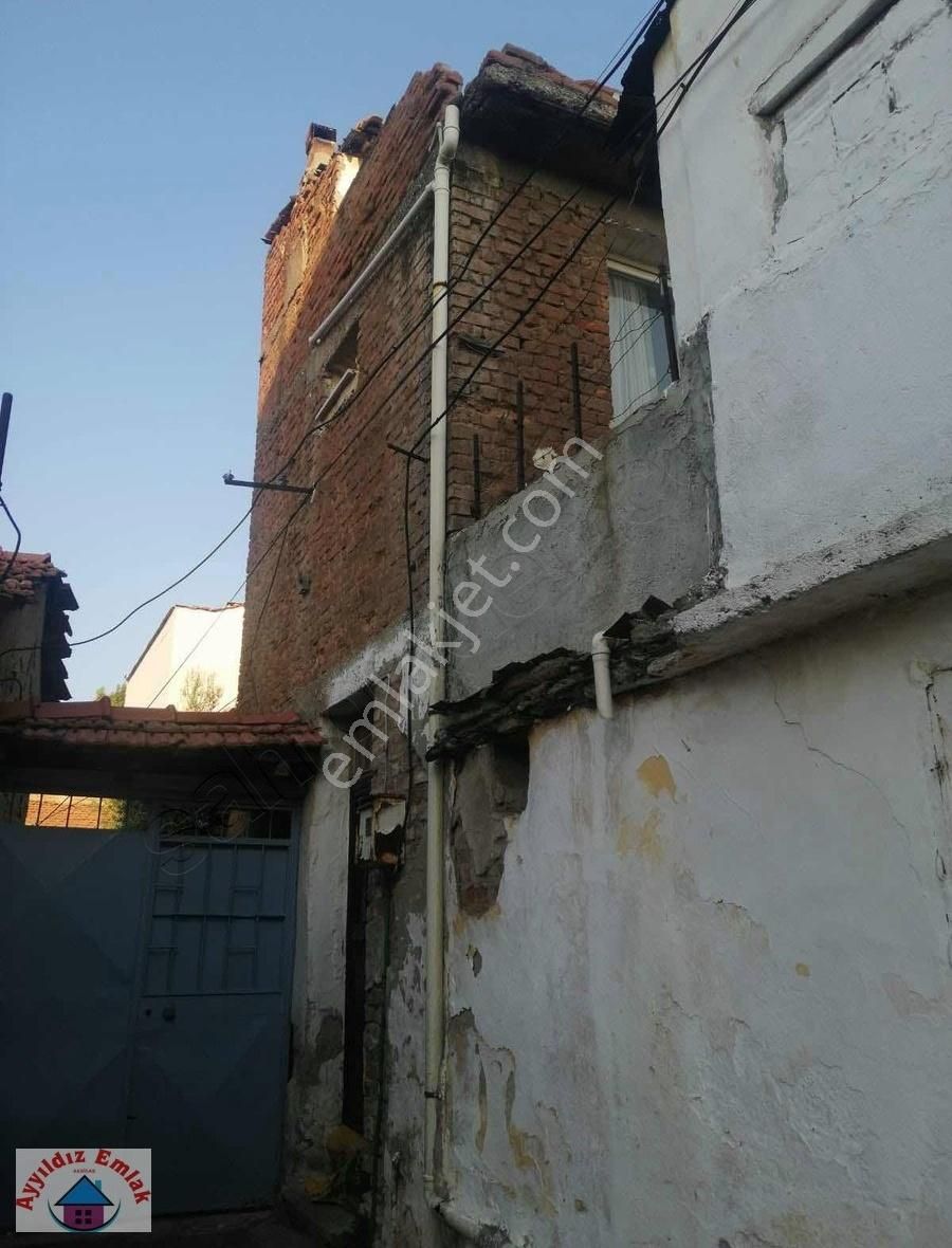 Efendi Mahallesi Eski Dişpanser Yakını